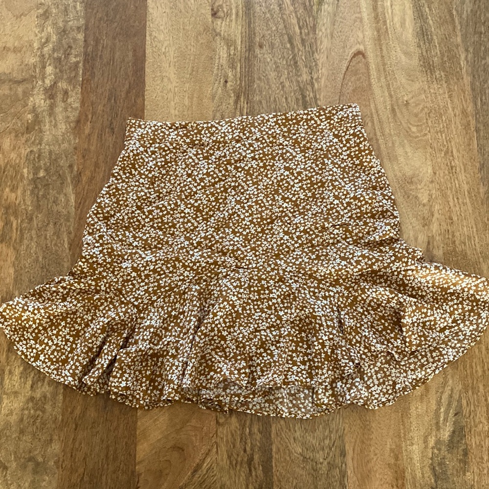 WISHLIST floral print mini skirt NWT